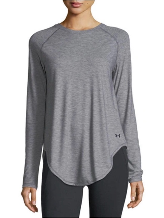 Under Armour Tops - Under Armour Women's Long Sleeve Heather Gray Performance Tee